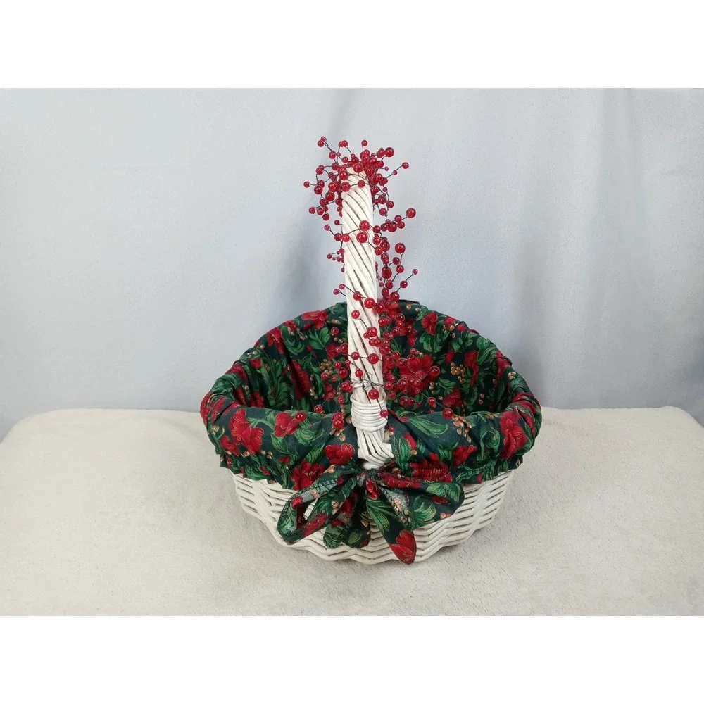 White Wicker‎ Christmas Basket Red Berry Handle Poinsettia Liner Holiday Decor